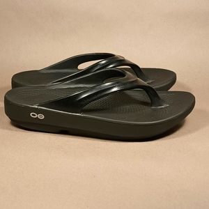 Oofos Oolala Sandals Women's Size 7 Black